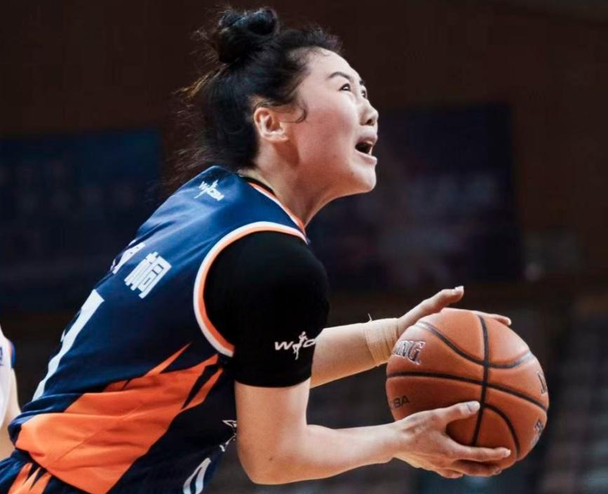 彩票开奖时间-轰37分6助攻！中国女篮31岁王牌后卫满血复活：宫鲁鸣该带上她？